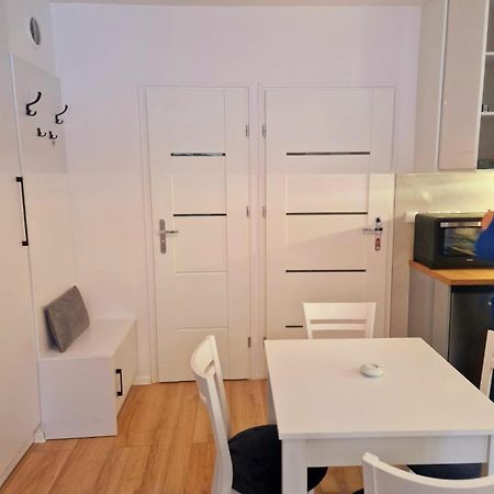 Apartament Przy Deptaku 耶莱尼亚古拉 外观 照片
