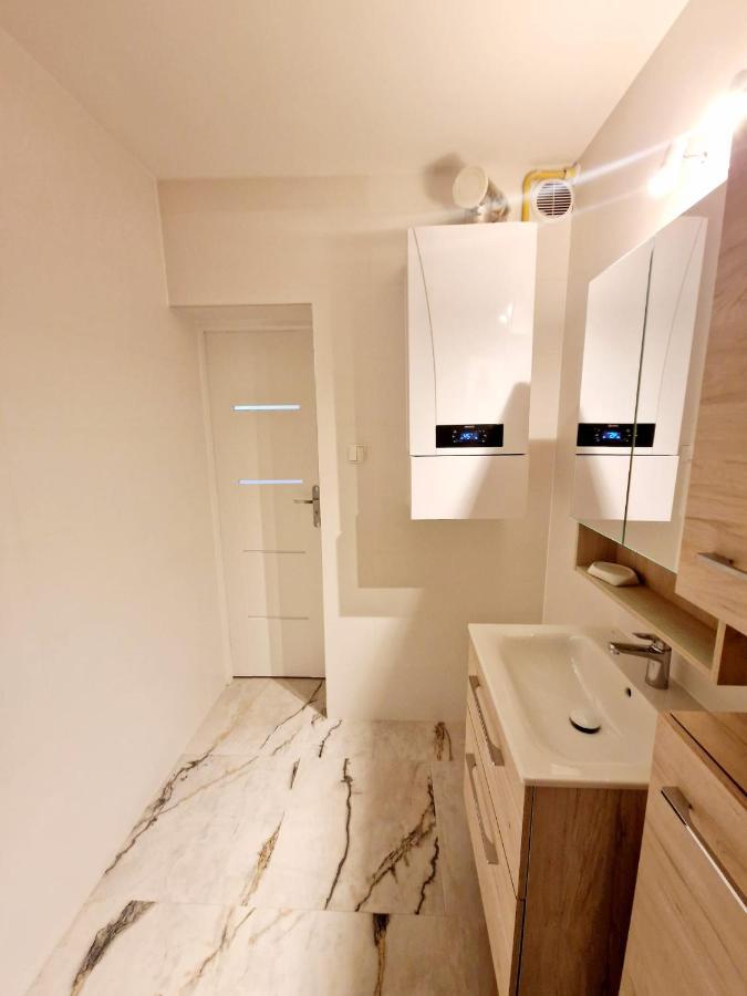 Apartament Przy Deptaku 耶莱尼亚古拉 外观 照片